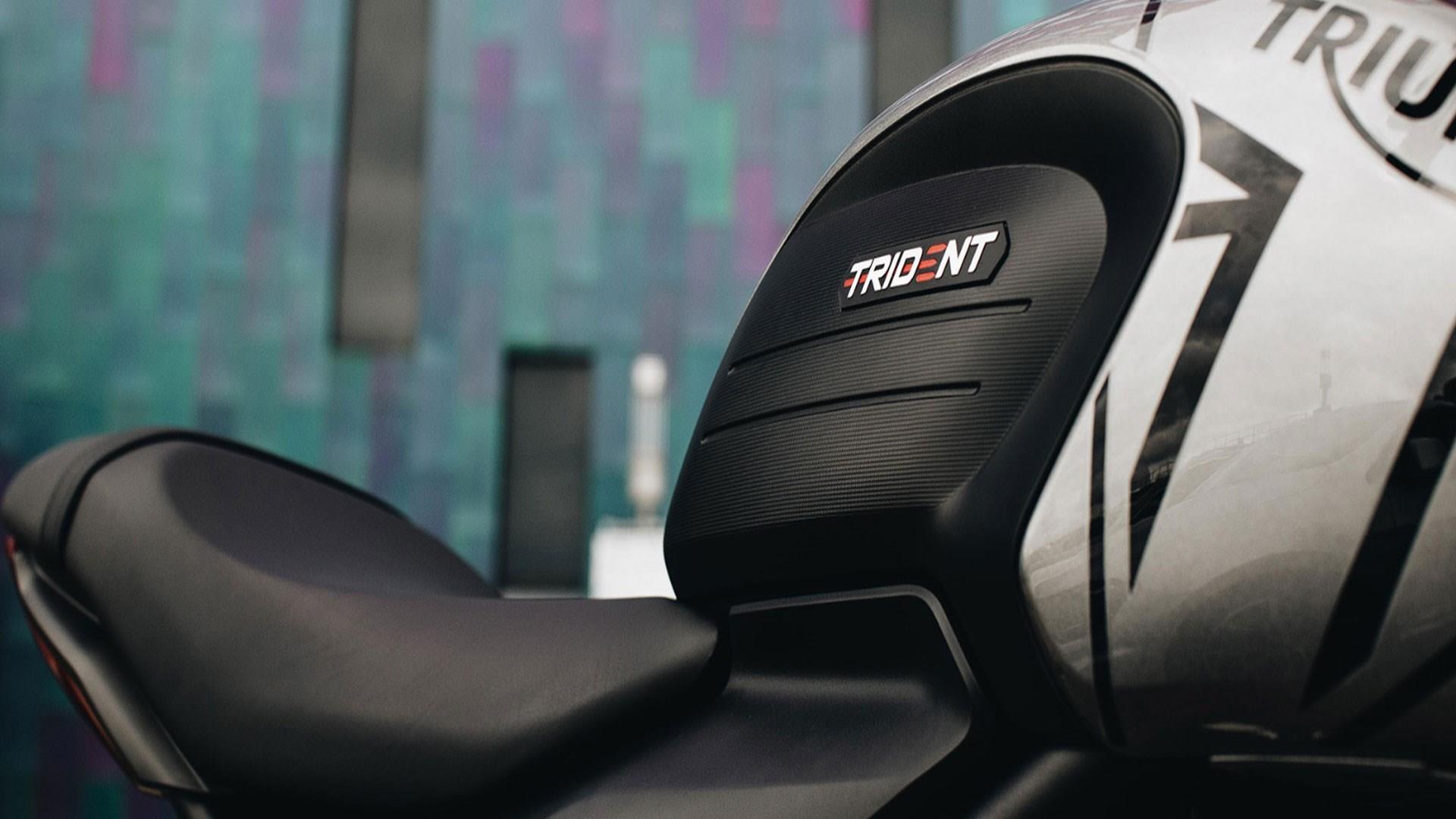 triumph trident 660 custom seat